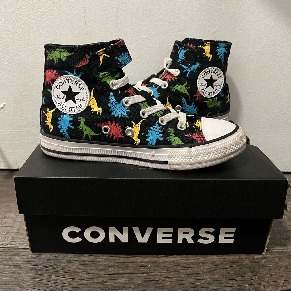 Converse Dinosaur Print High Top Lace Up Sneakers Boy's Size 1